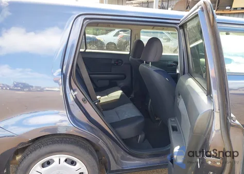 2011 Scion Xb Release Series 8.0 z USA, uszkodzony, nr VIN JTLZE4FE2B1126462